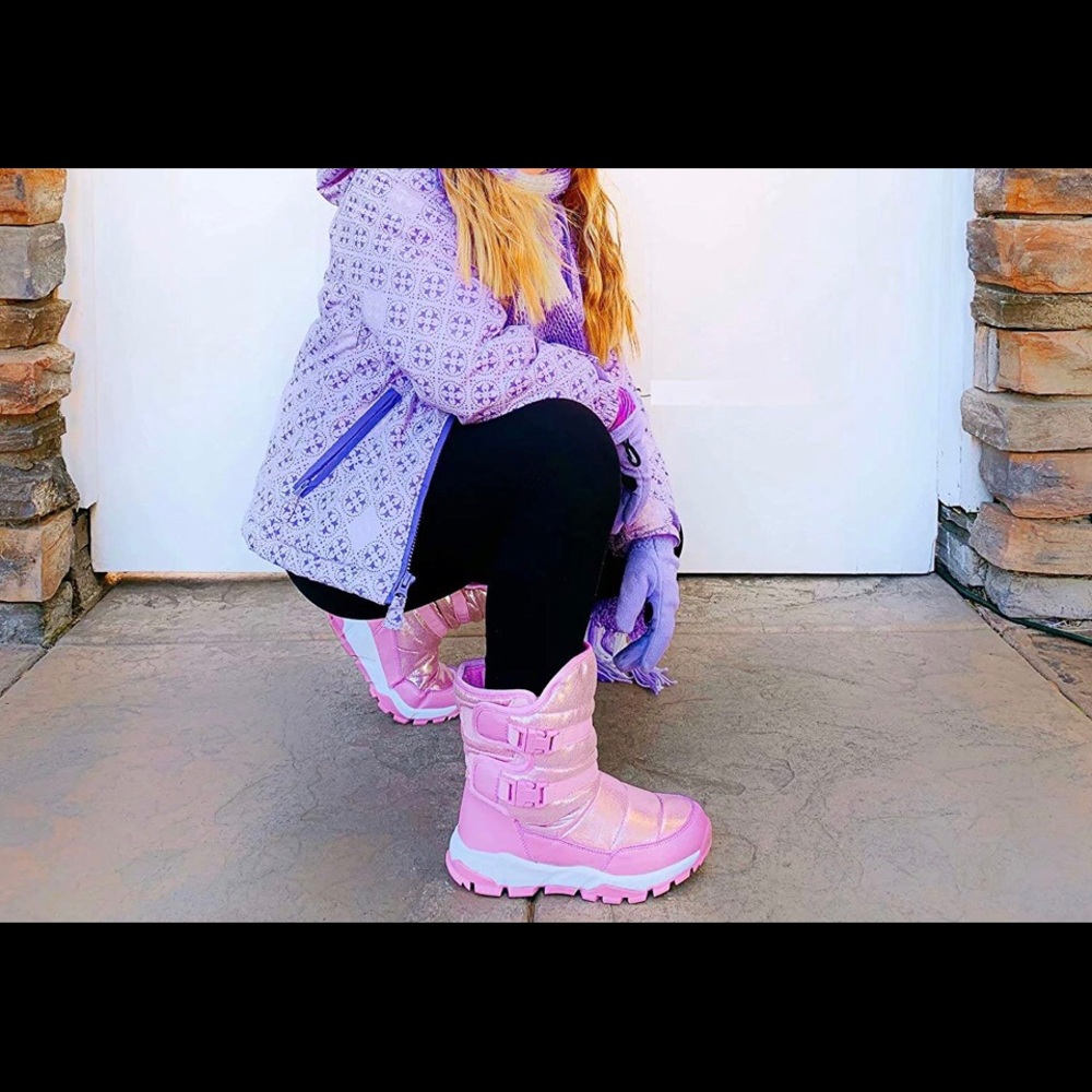 NWT Snow Boots Sz 2